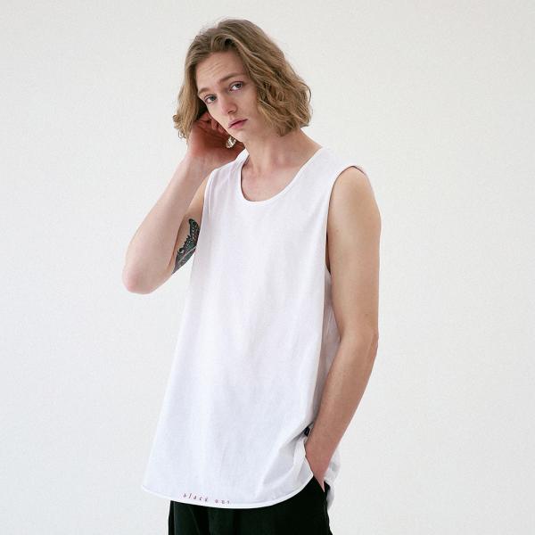 �Ž���� �ξƿ� ���̾�� ������ �μҸ� MUVSV001-WT