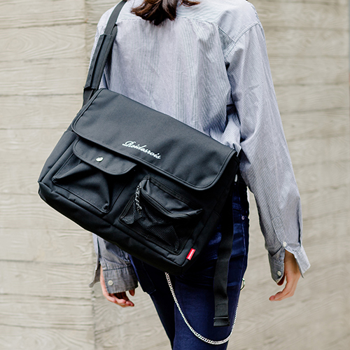 [�ξƵ�ξ�]ROIDESROIS - HUSH MESSENGER BAG (BLACK) ���� �޽����� �޽����� ũ�ν���