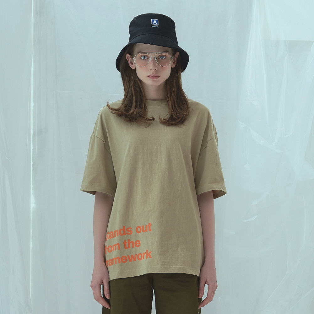 [���������] ANOTHER FRAME - AF COLOR SLOGAN T-SHIRT (BEIGE) ���� ����Ƽ Ƽ����
