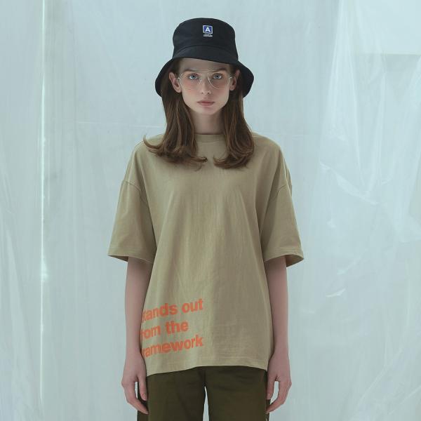 [���������] ANOTHER FRAME - AF COLOR SLOGAN T-SHIRT (BEIGE) ���� ����Ƽ Ƽ����