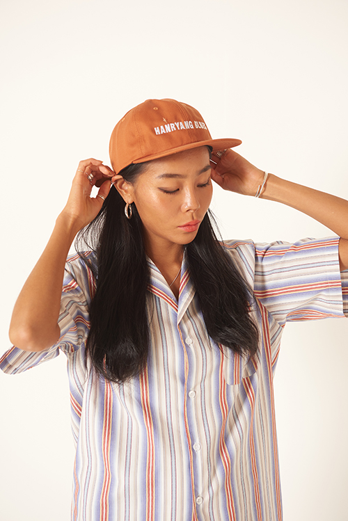 Ʋ��(TLEYOUNG) 19ss ������ �ΰ� ķ�� ĸ (Orange)