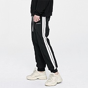 Ʈ�� ���� ���� Black